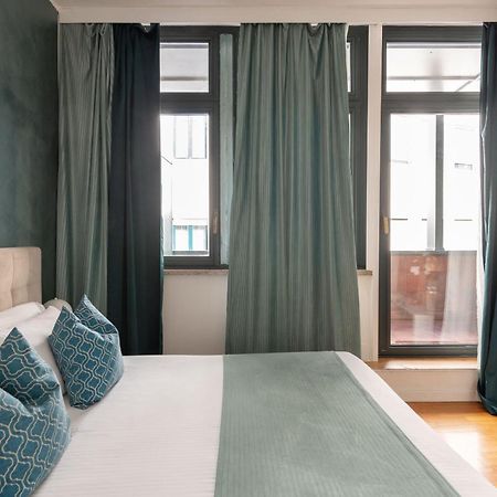 Heart Milan Apartments Duomo Terrace Bagian luar foto