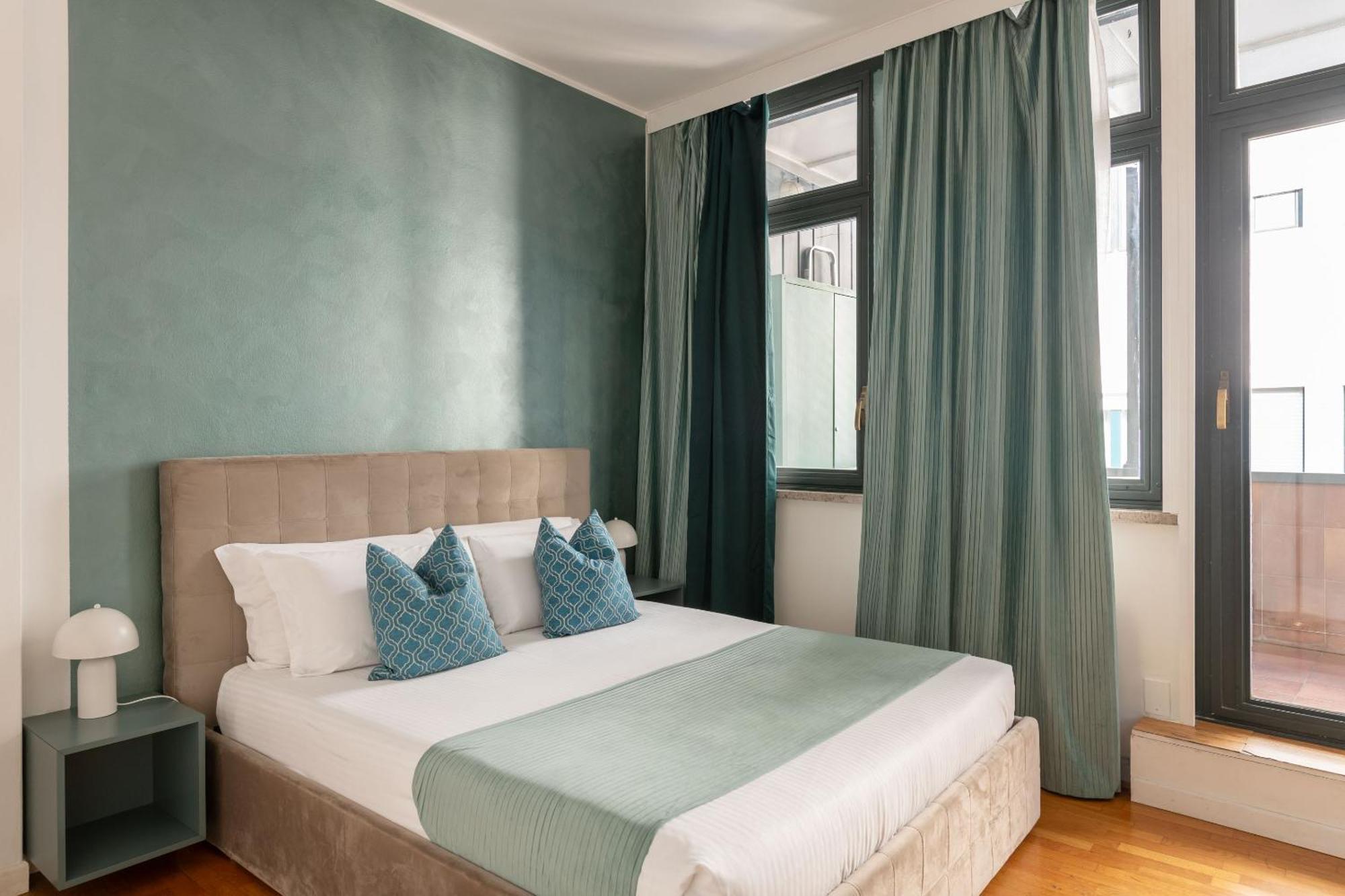 Heart Milan Apartments Duomo Terrace Bagian luar foto